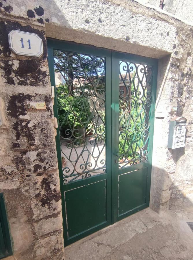 Appartamento Cortile Via Sales 11 Erice Esterno foto